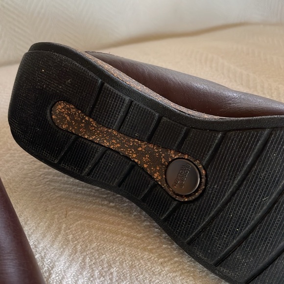 Planet Walkers by Simple Women's Size 6.5 Leather Supportive Slip On. Never worn - Picture 5 of 7